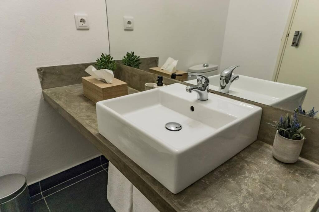 Lalitana Center Apartment Lagos Kültér fotó